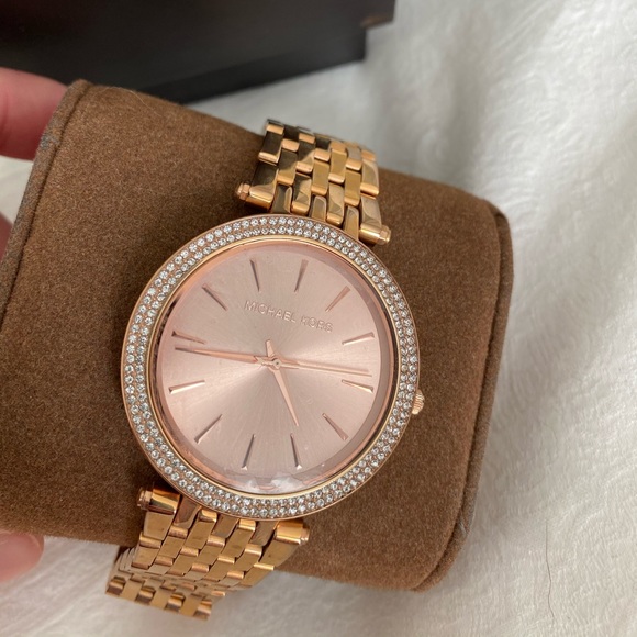 Michael Kors Watch - Picture 2 of 4